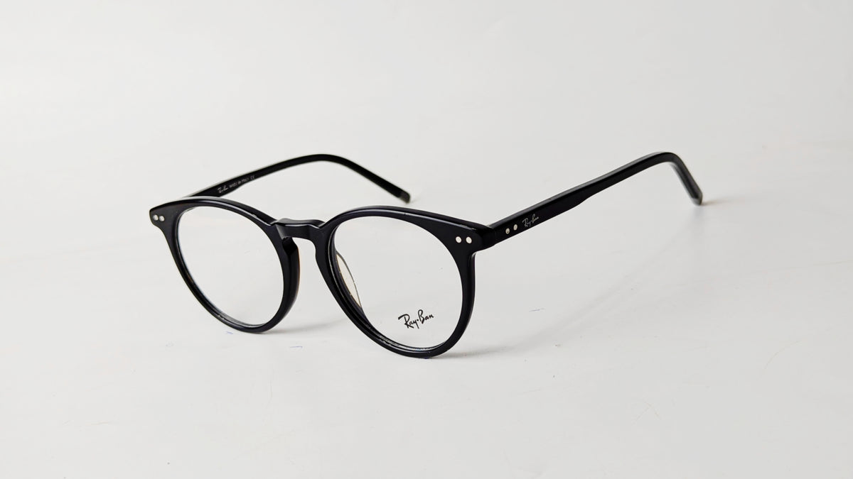 Black round glasses Main image